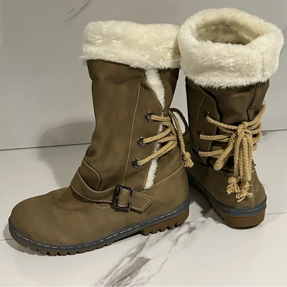 Women's Brown Winter Boots with Cream Fur Lining